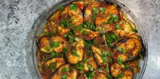 Macrou La Cuptor Pe Pat De Legume